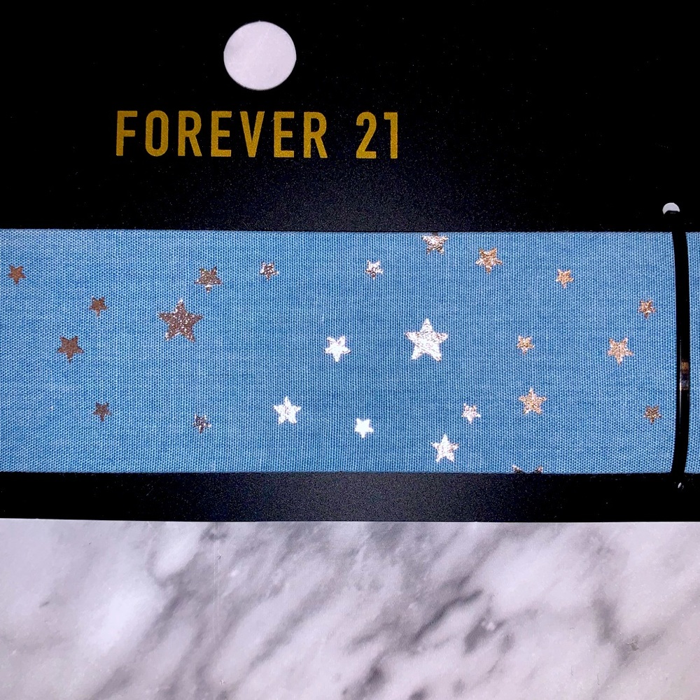 forever 21 choker w stars ✨